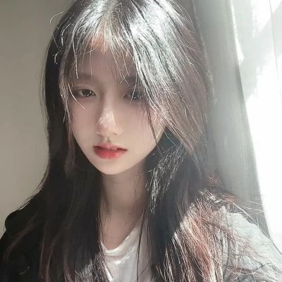 王家欣